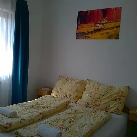 Parton & Bowling Tiszakécske