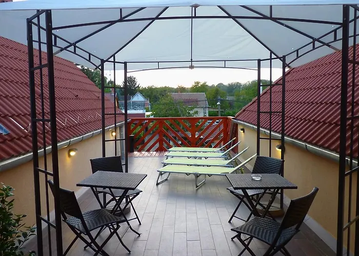 Parton & Bowling Pensiune