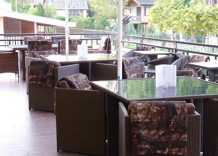 Parton & Bowling Pensiune