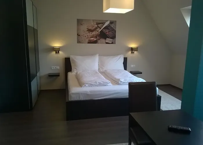 Pensiune Parton & Bowling *